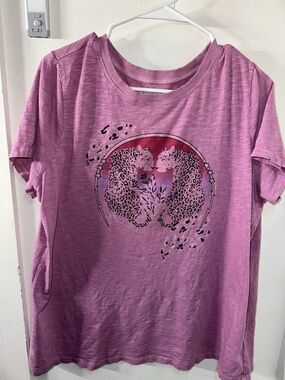 Women’s Pink Graphic Short-Sleeve Tee